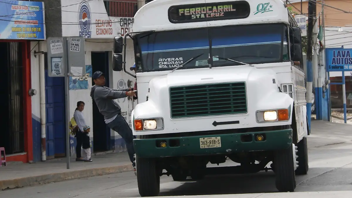 Transporte en Oaxaca es amenzado por grupo criminal